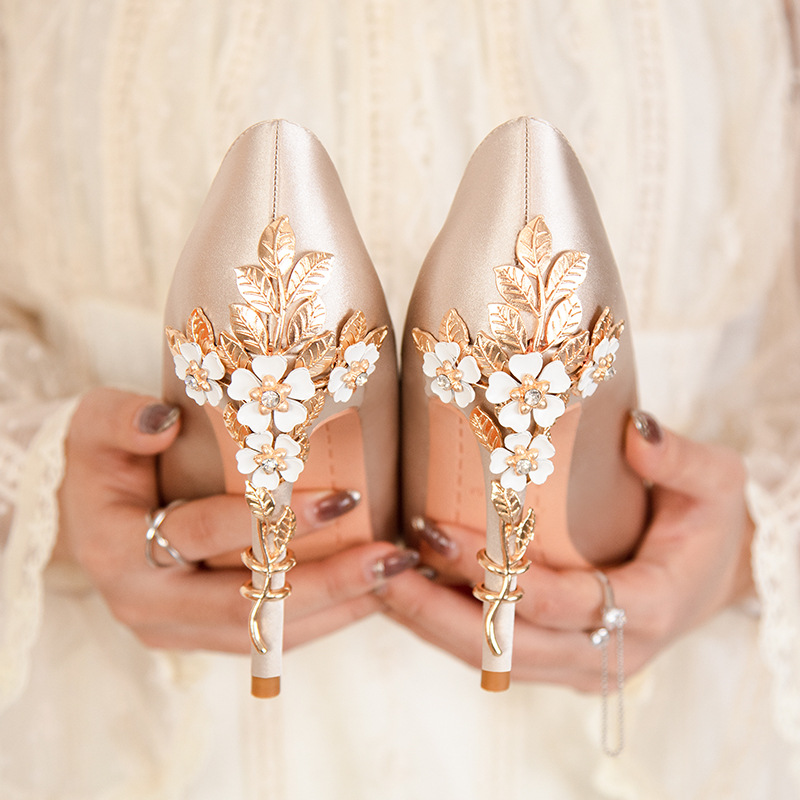 รองเท้าสำหรับเจ้าสาวคริสตัลส้น - Women Shoes Ysl บทวิจารณ์และราคา