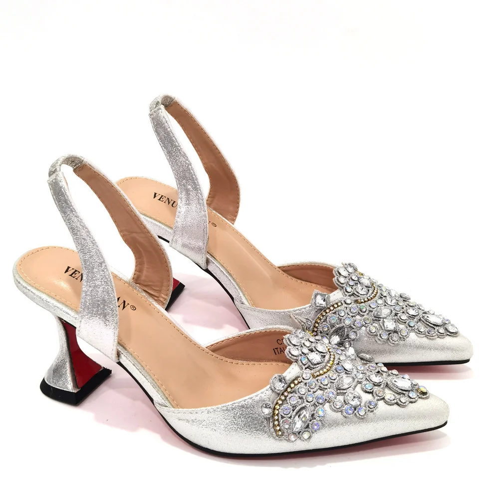 รองเท้าใหม่2024สีทองสำหรับผู้ห - Women Shoes Ysl บทวิจารณ์และราคา